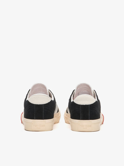 Royal Classic in Suede Nera e Bianca